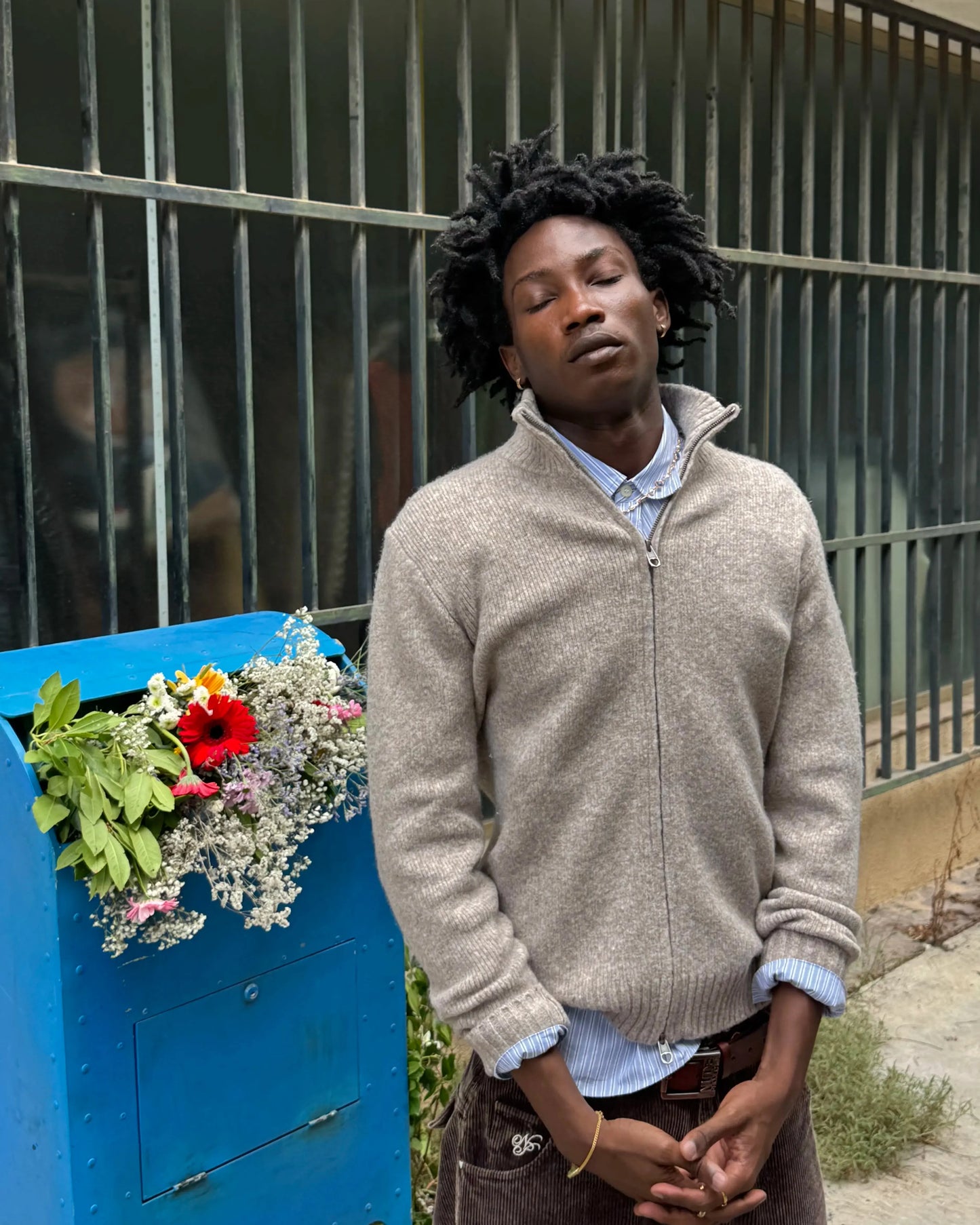 Sweet Zip-up Knit Beige