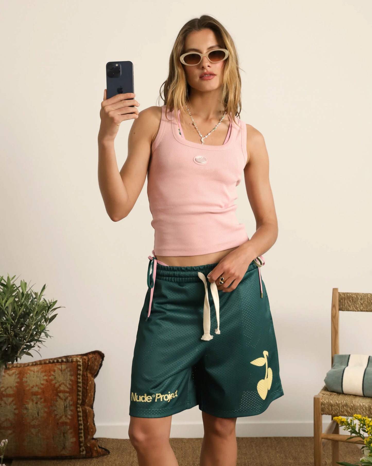 Solid Mesh Short Green