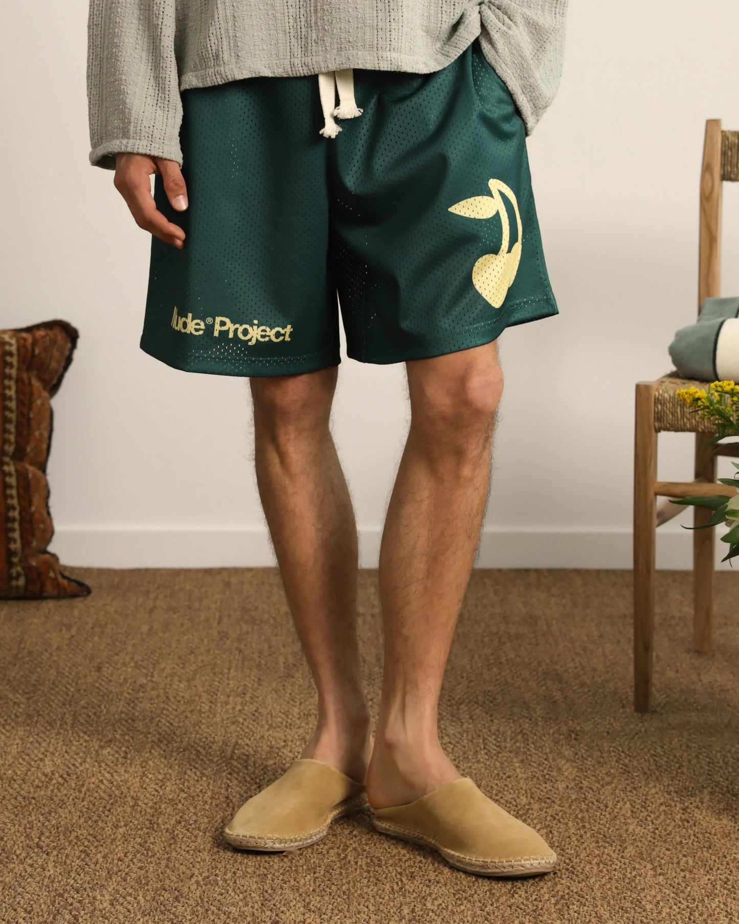 Solid Mesh Short Green